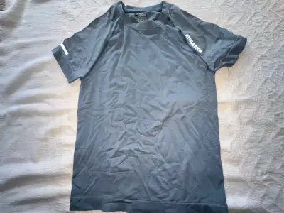 Polera deportiva Athletics celeste talla M - miniatura 1