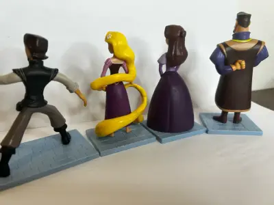 Set Figuras Rapunzel Disney 4 figuras Enredados - miniatura 5
