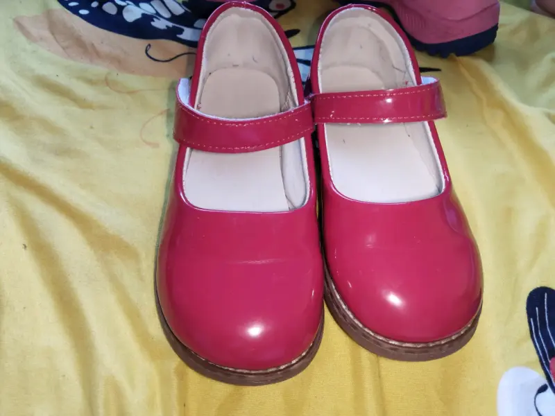 Zapatos de charol rojos para niña - 1