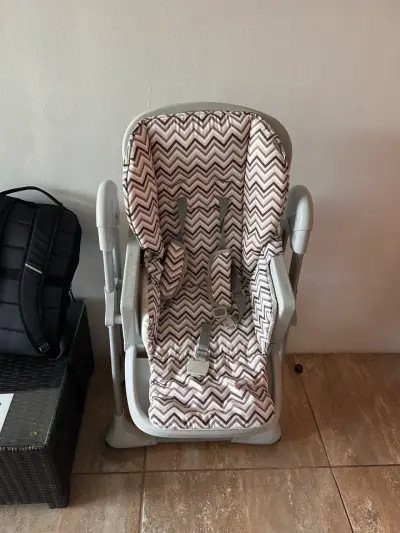 Silla de comer para bebé plegable - miniatura 1