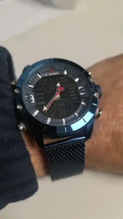 Reloj deportivo Naviforce negro multifunción - miniatura 1