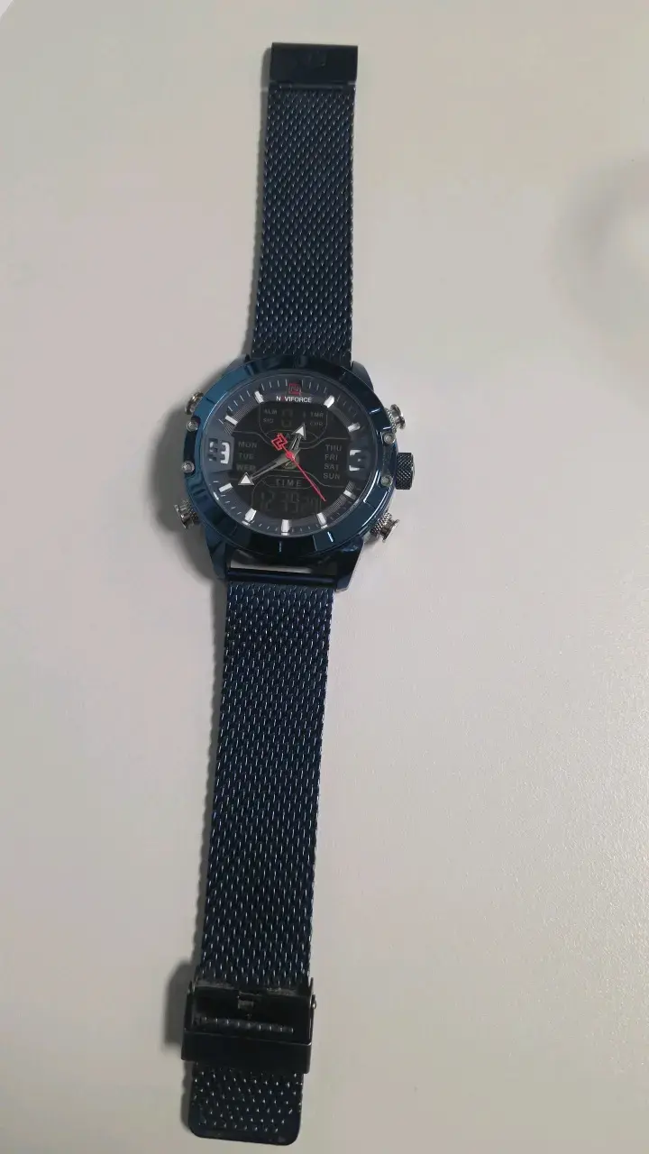 Reloj deportivo Naviforce negro multifunción - 2