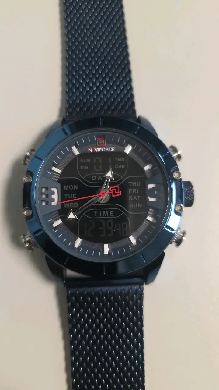 Reloj deportivo Naviforce negro multifunción - 3
