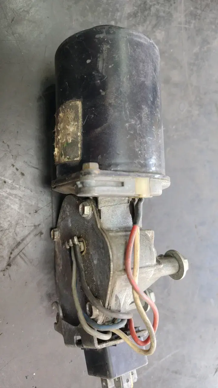 Motor eléctrico para auto usado limpia parabrisas - 2