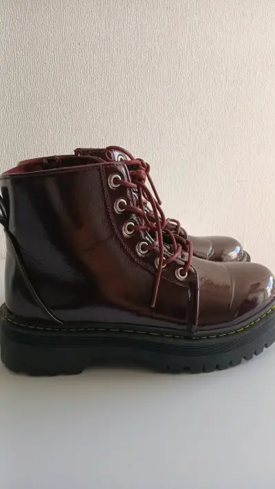 Botines de charol burdeos con plataforma - miniatura 1