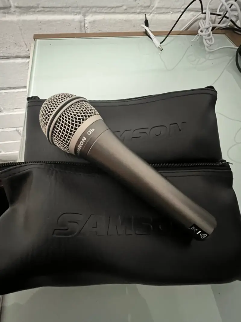 Micrófono Samson Q8x dinámico profesional - 2