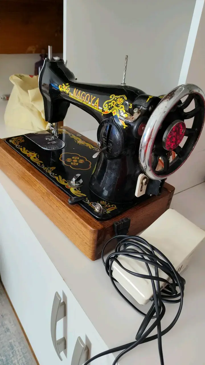 Máquina de coser vintage Nagoya - 1
