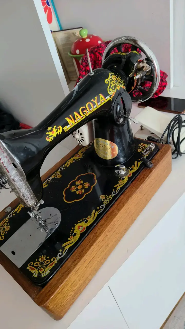 Máquina de coser vintage Nagoya - 2