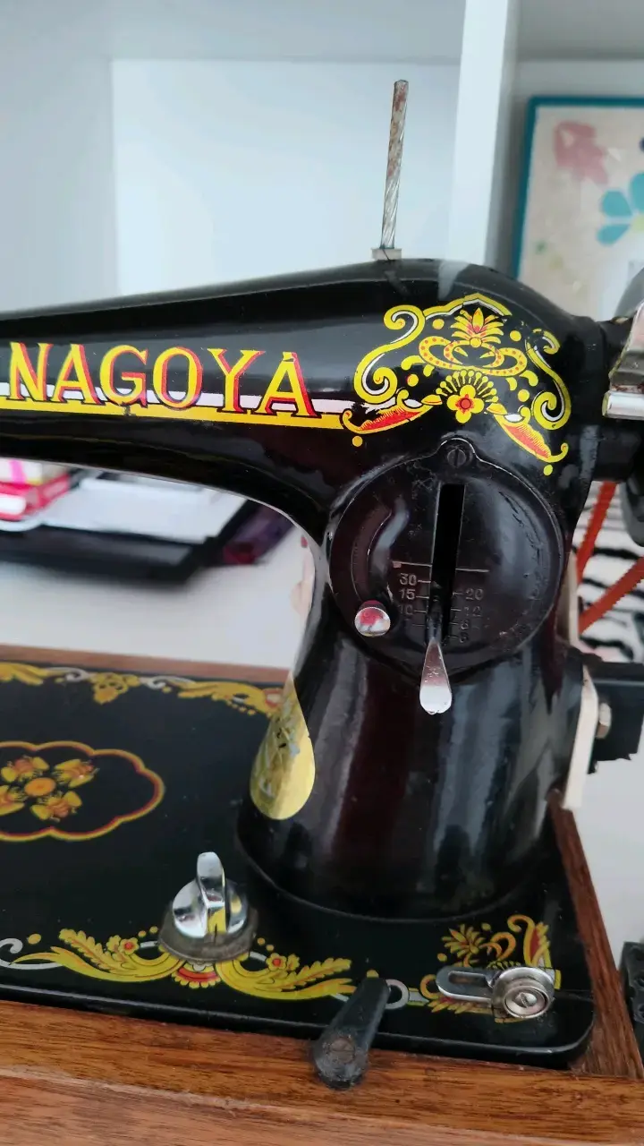 Máquina de coser vintage Nagoya - 3