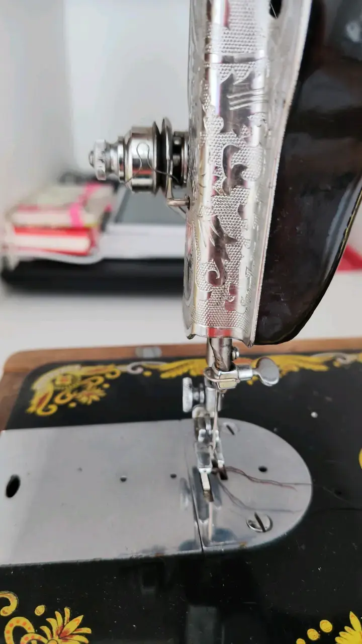 Máquina de coser vintage Nagoya - 4