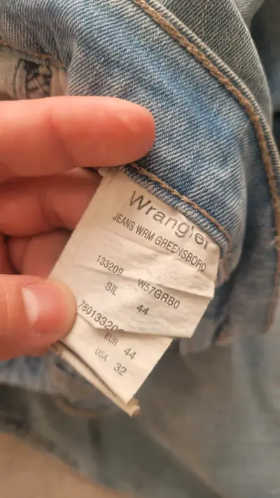 Jeans de mezclilla para hombre - miniatura 2