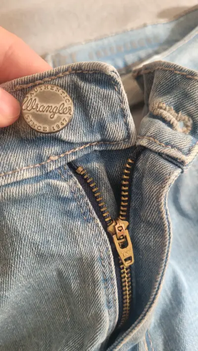 Jeans de mezclilla para hombre - miniatura 4