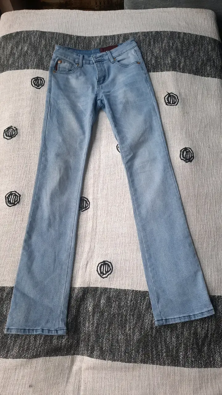 Jeans azul claro para mujer - 2