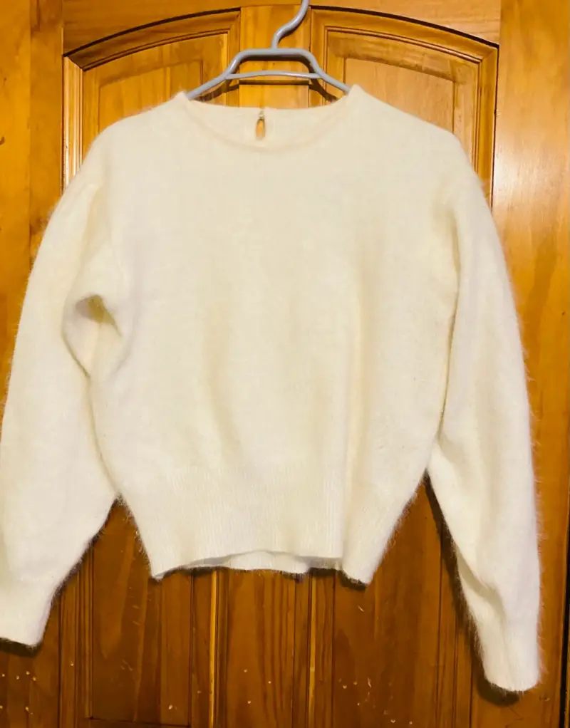 Suéter blanco de lana suave