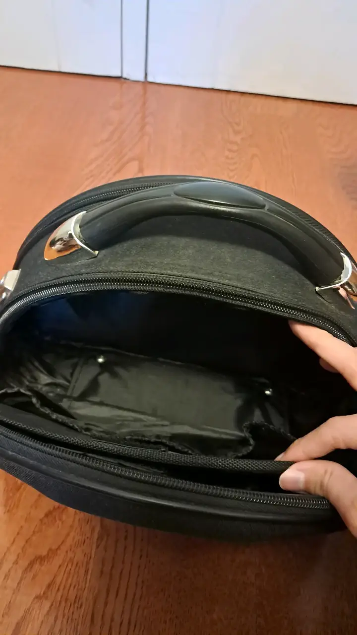 Bolso negro Ital France con correa ajustable - 5