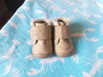 Botines de bebé con forro de lana - miniatura 4