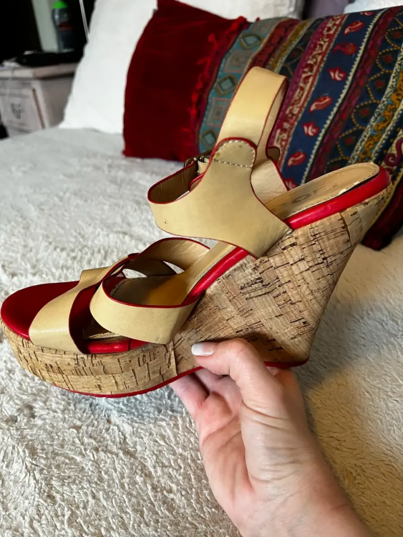 Sandalias de plataforma corcho y cuero beige - 1