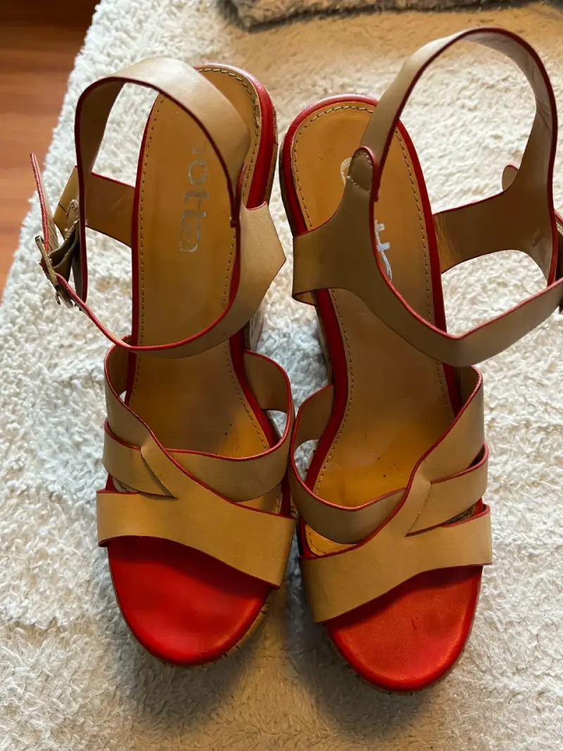 Sandalias de plataforma corcho y cuero beige - 4