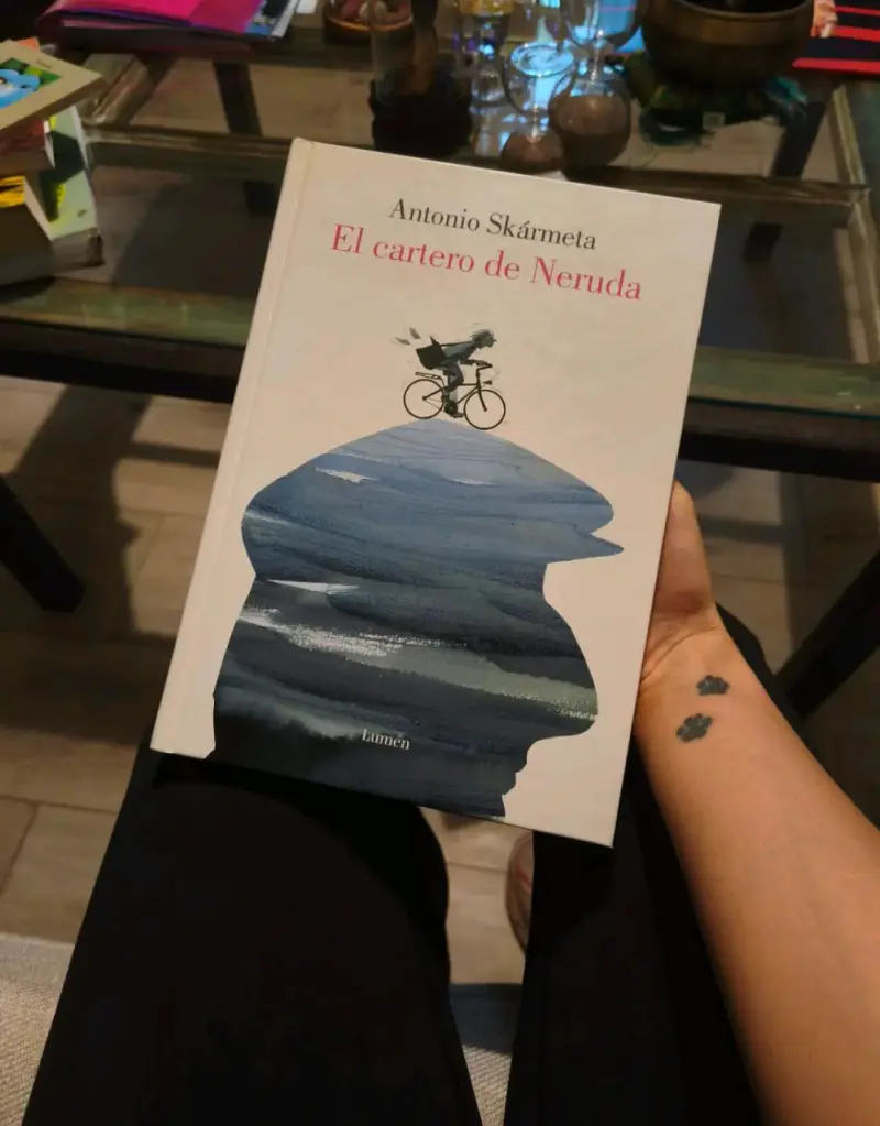 Libro 'El cartero de Neruda' de Antonio Skármeta - 1