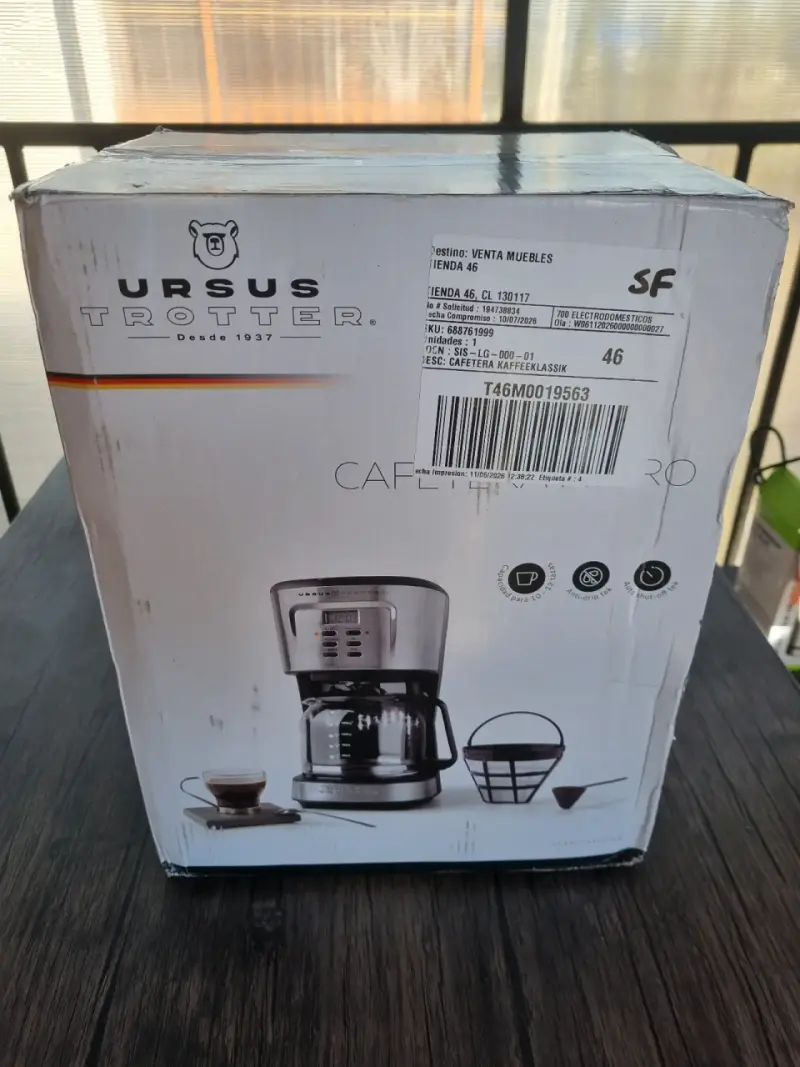 Cafetera Ursus Trotter digital 12 tazas - 1