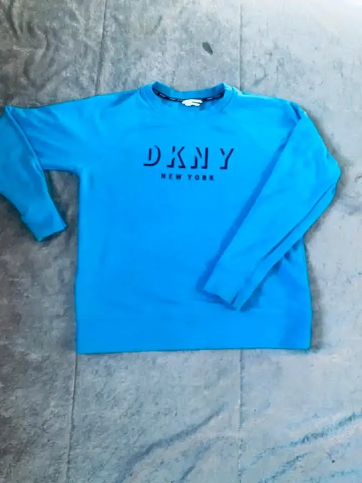 Polerón azul DKNY New York