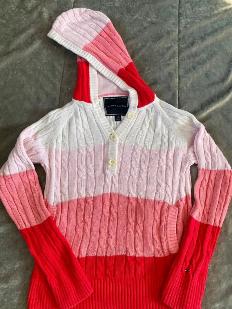 Suéter con capucha Tommy Hilfiger a rayas