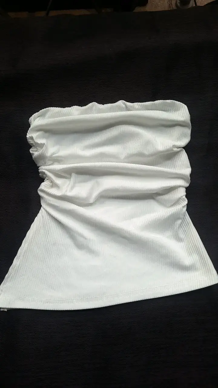 Top strapless blanco para mujer
