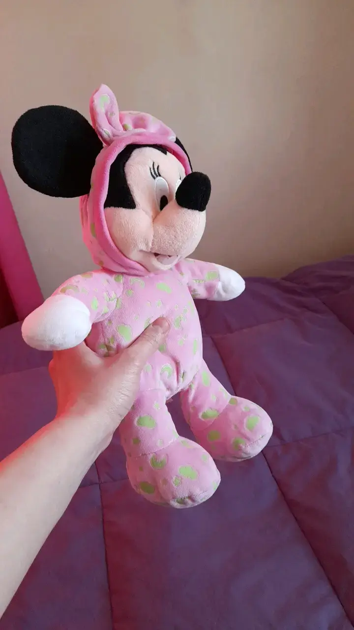 Peluche Minnie Mouse en pijama rosa - 3