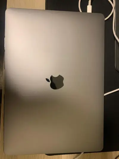 MacBook Pro 13-inch 2019, Intel Core i5 - miniatura 2