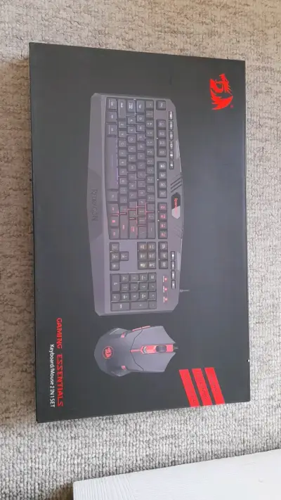 Set de teclado y mouse gamer Redragon - miniatura 1