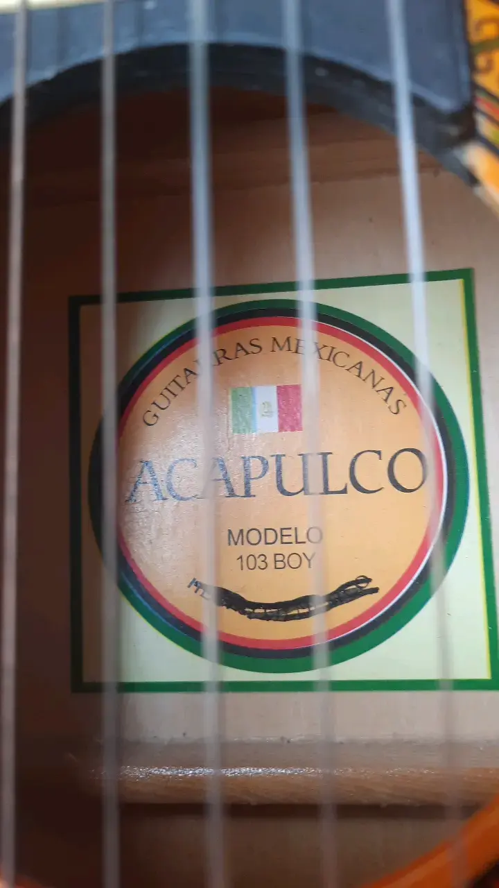 Guitarra clásica Acapulco color madera - 4