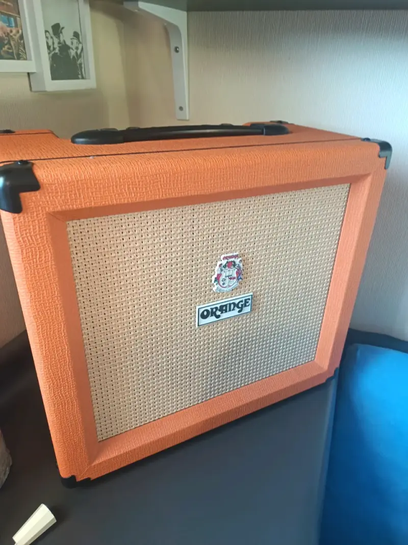 Amplificador Orange Crush 35RT color naranja - 1