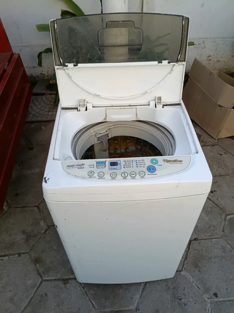 Lavadora automática usada y la masca es daevoo - 1