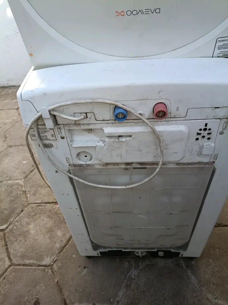 Lavadora automática usada y la masca es daevoo - 3