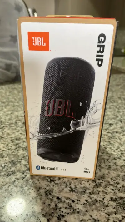 Parlante Bluetooth JBL Grip Negro - miniatura 1
