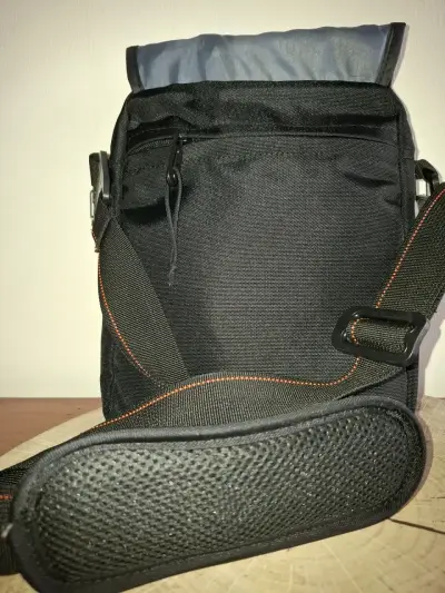 Bolso pequeño Marca HEAD original,negro - miniatura 1