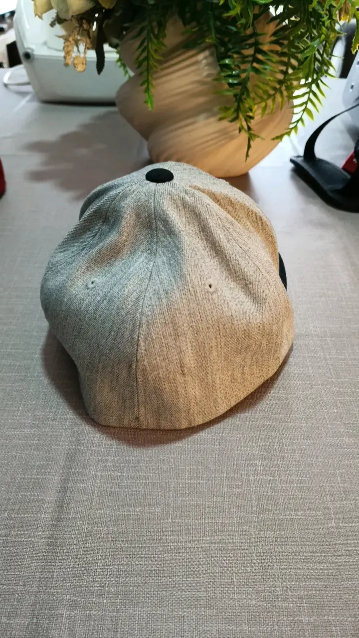 Gorra Rip Curl beige y negra - 2