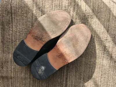 Zapatos formales de cuero negro para hombre - miniatura 3