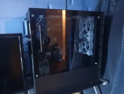 Gabinete de PC con ventilación eficiente - miniatura 5