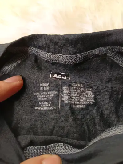 Polera térmica negra de manga larga - miniatura 3