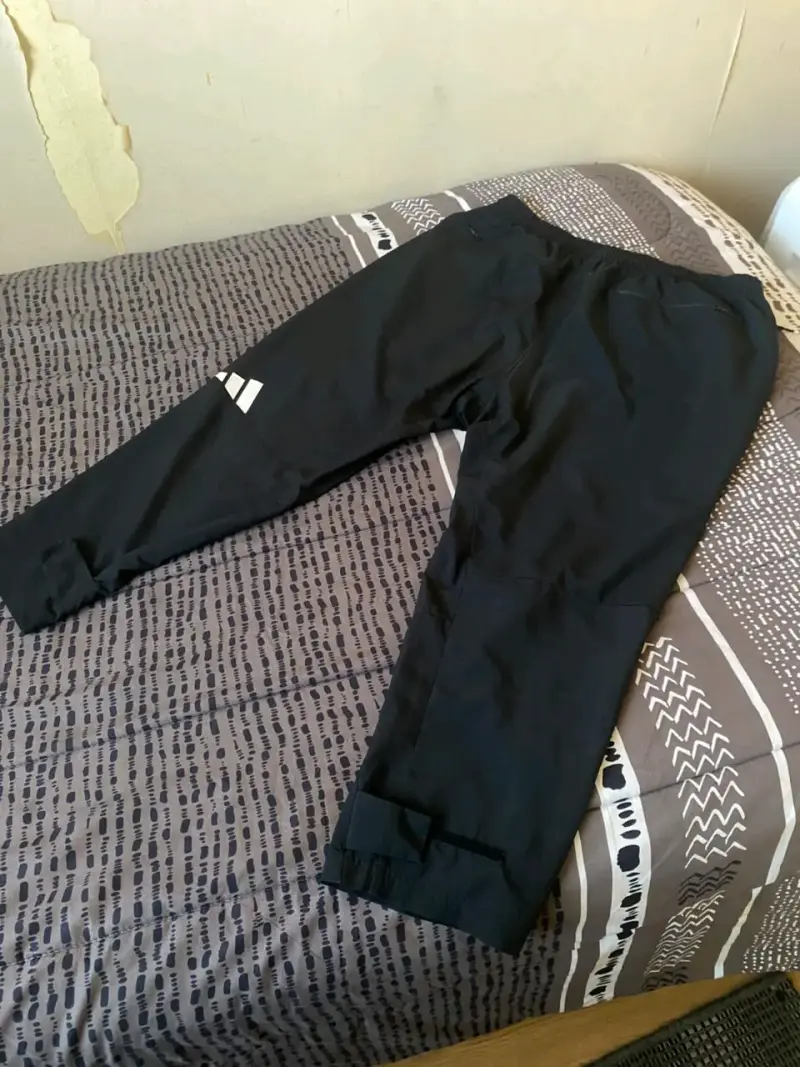 Pantalones deportivos negros adidas - 1