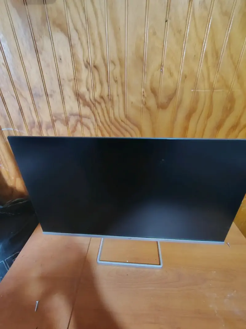 Monitor de alta definición HP m24f - 1