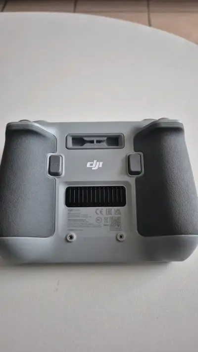 CONTROL REMOTO DJI RC CON PANTALLA INTEGRADA - miniatura 4