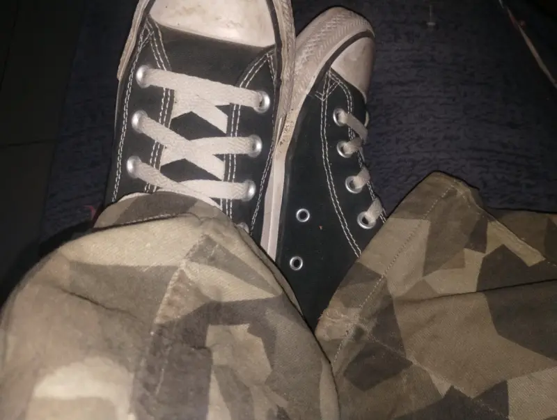 Zapatillas negras estilo Converse
