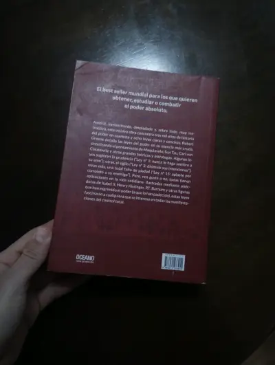 Libro 'Las 48 Leyes del Poder' de Robert Greene - miniatura 3