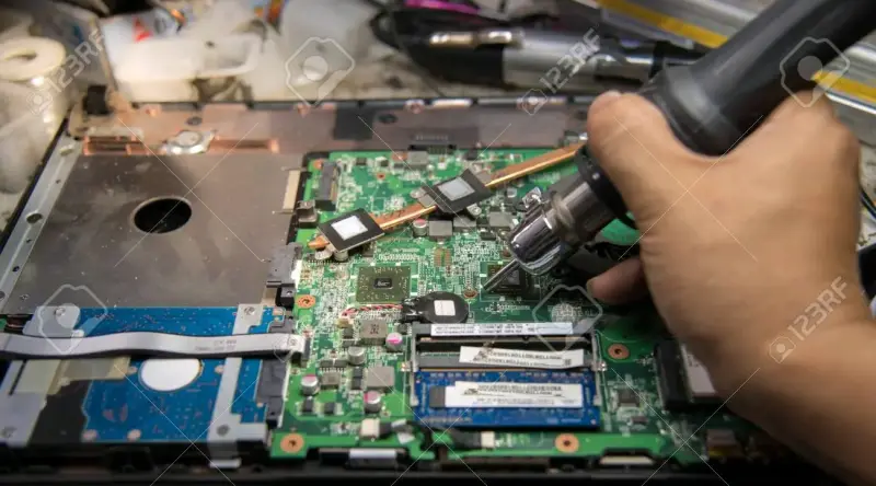Servicio de reparación de computadores y notebook - 2