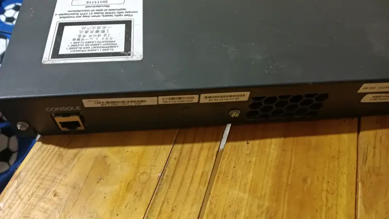 Switch Cisco Catalyst 2960 usado+AP Cisco air 1602 - 2
