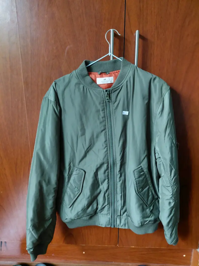 Chaqueta bomber H&M para niño