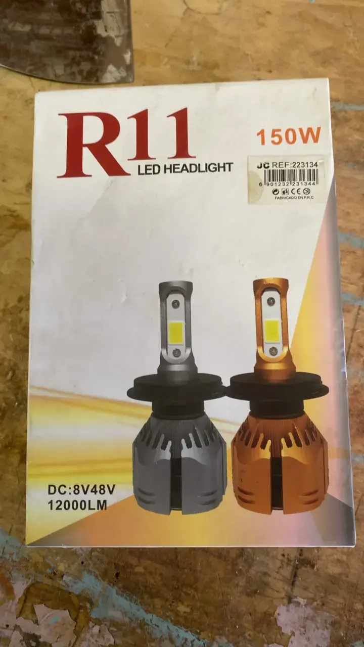Foco LED R11 150W para automóvil