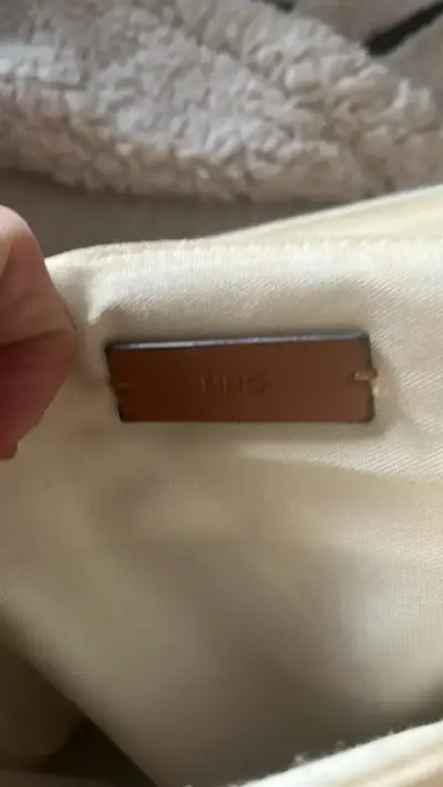Cartera de mano beige y marrón elegante - miniatura 4